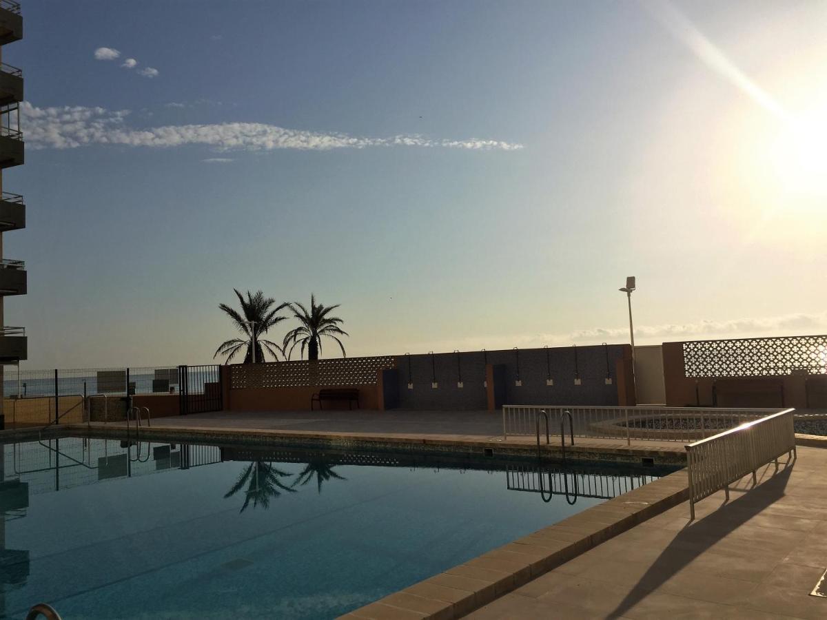 Beachfront And Bright Apartment Mareny Barraquetas Buitenkant foto